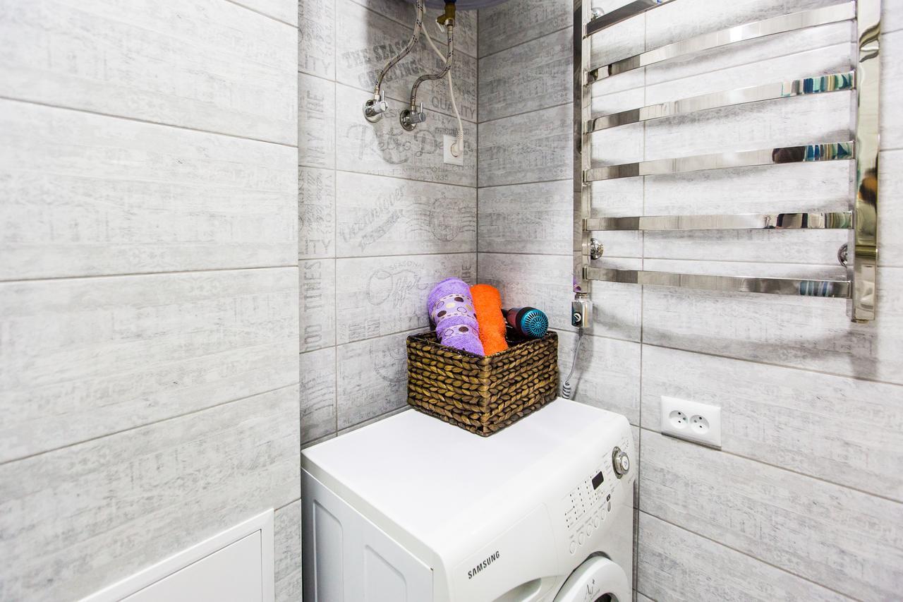 1 Bedroom Apartment Near Elizabeth'S The Cathedral Λβιβ Εξωτερικό φωτογραφία